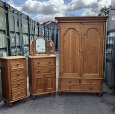 Old vintage pine bedroom set