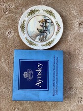 Aynsley Christmas plates, set of 8 dated 1979-1986
