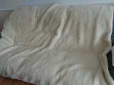 John Lewis faux fur white bedding throw 78 inch x 64 inch ideal for 4ft bed
