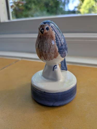 Rye pottery robin - rye, figurine