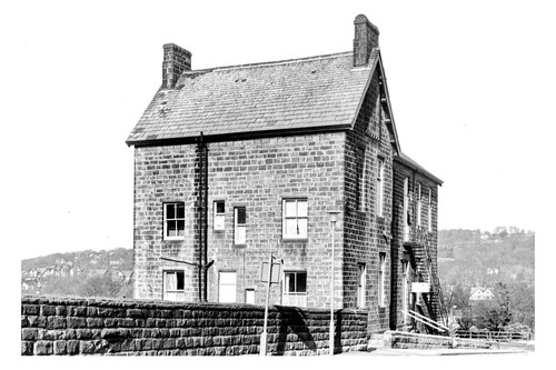 Pt8318 ilkley playhouse - playhouse,