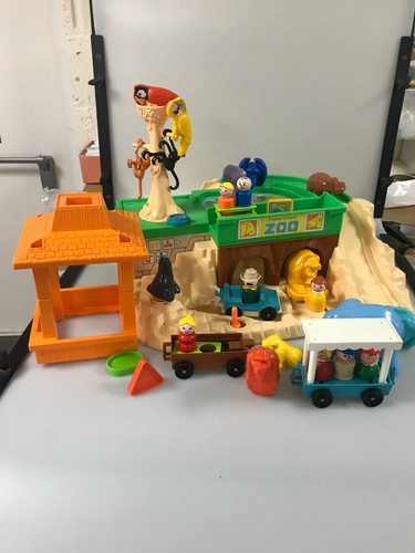 Vintage fisher price zoo - vintage,