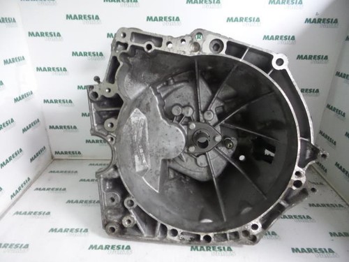 Manual transmission housing - manual,