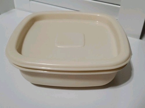 Rubbermaid 2243 cup food - rubbermaid,