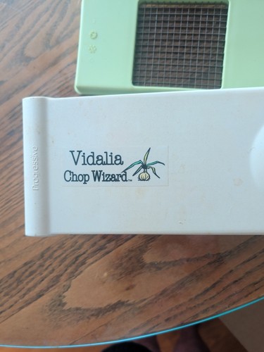 Vidalia chop wizard - chop, onion