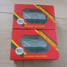 2x Hornby R 217 BR Mineral Wagons