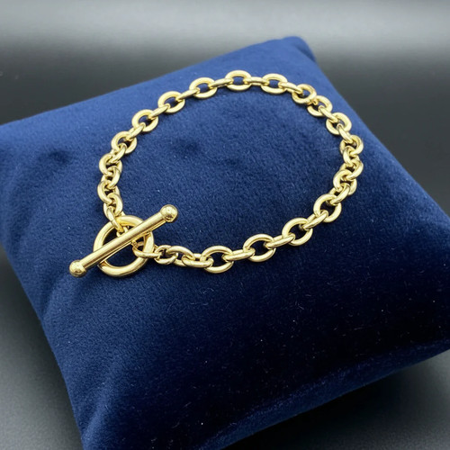 Solid 9ct yellow gold - solid,