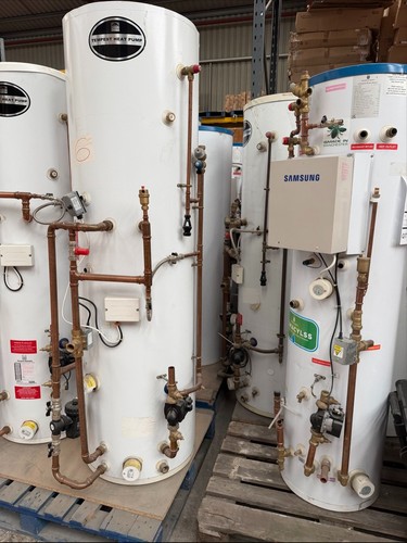 Joblot water heated - of, 7