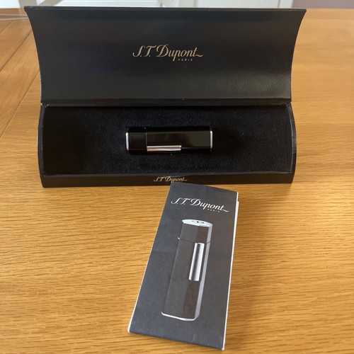 Dupont lighter - s, t