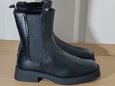Ladies Black Chelsea Boots
