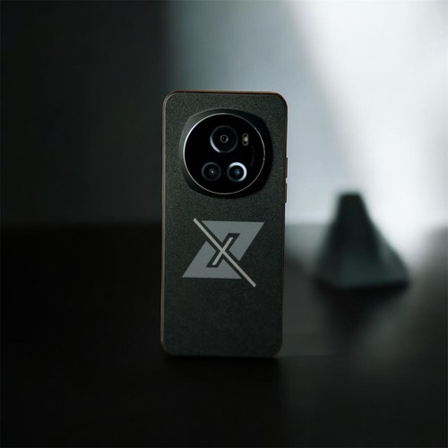 Xforge depin smartphone - 01,