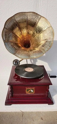 Replica gramophone player - player, 78