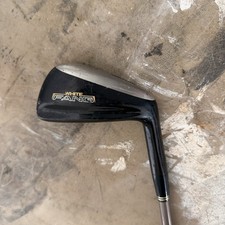Mizuno White Fang 7 Iron –