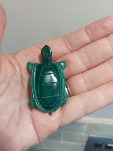 Handcarved turtle green - handcarved,