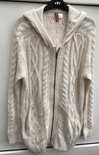Ladies BNWOT H&M Divided Cream Cable Knit Zip Up Jacket/Cardigan Size L