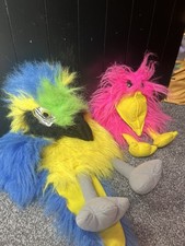 The puppet company parrot bird