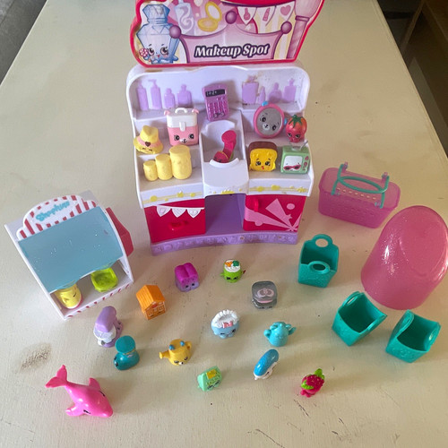 Shopkins makeup spot playset - shopkins,