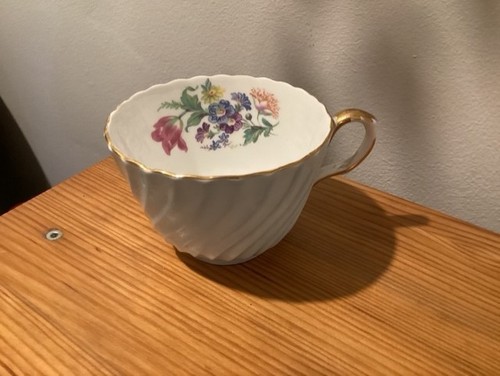 Vintage aynsley teacup light - teacup,