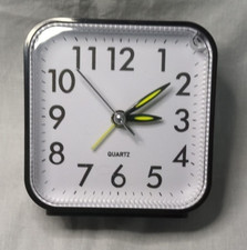 Quartz Alarm Clock With Night Light No Tick Snooze Silent Small Bedside Clock BN