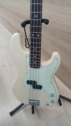 Fender japan precision - japan,