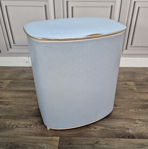 Retro vintage laundry - retro, bin