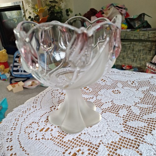 Beautiful vintage original - beautiful,