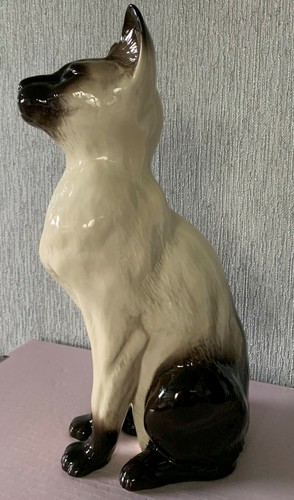 Royal doulton cat - cat, the