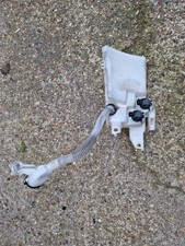 08-15 Toyota Iq Windscreen