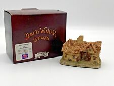 DAVID WINTER Figurine Ceramic