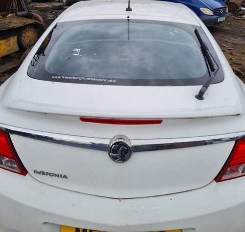 Vauxhall insignia tailgate - vauxhall,