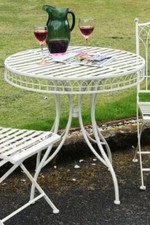 Freya Vintage style Cream