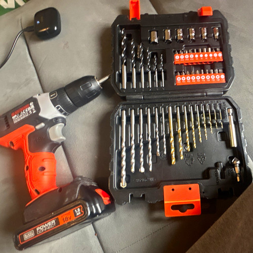 Black decker bdchd18 - black+decker,