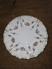 ROYAL CROWN DERBY ANTOINETTE SCALLOPED EDGED DINNER PLATE