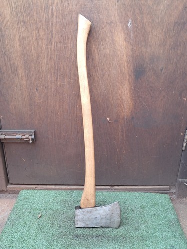 Vintage garden elwell 6lb axe - garden,