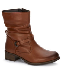 botas cafés de mujer de moda