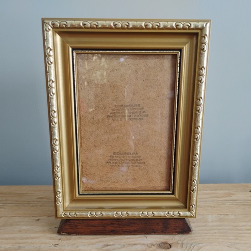 Gold painted wooden - painted, photo
