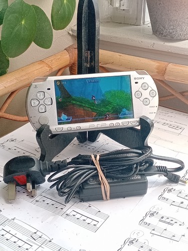 Sony psp 2003 - sony, slim