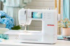 Bernina S-325 Sewing Machine