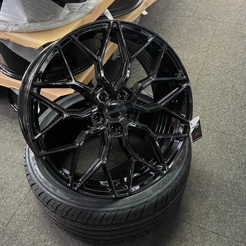 Riviera rf108 gloss - 19",