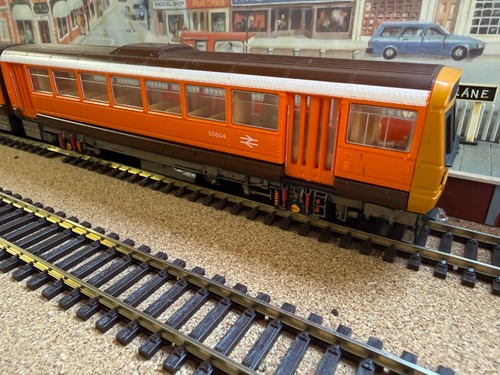Hornby r297 class 142 pacer - 142,
