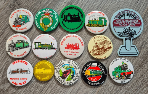 Vintage pin badges - x,