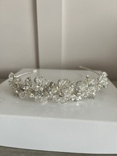 Wedding tiara bride