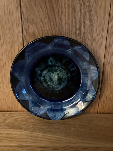 Porthmadoc studio pottery - studio, dish