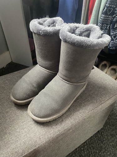 Genuine ugg boots classic - w,
