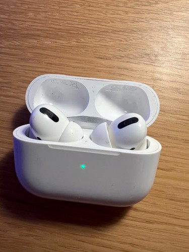 Apple airpods pro with magsafe - apple,