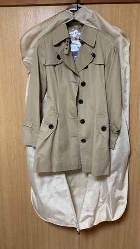 Excellent condition burberry - condition,