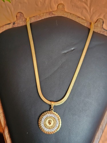 Elegant piece gold jewelry - elegant,