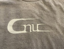 Vntg Gnu Snowboard Temple