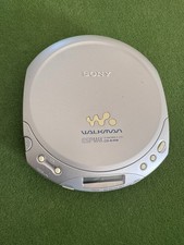 SONY Walkman D-E330 Portable Compact Audio CD Disc Player - Silver