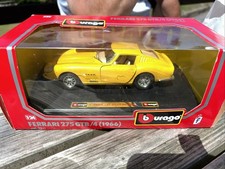 Ferrari 275 GTB/4 (1966) Classic Car Burago 1/24 Diecast Boxed Model Car
